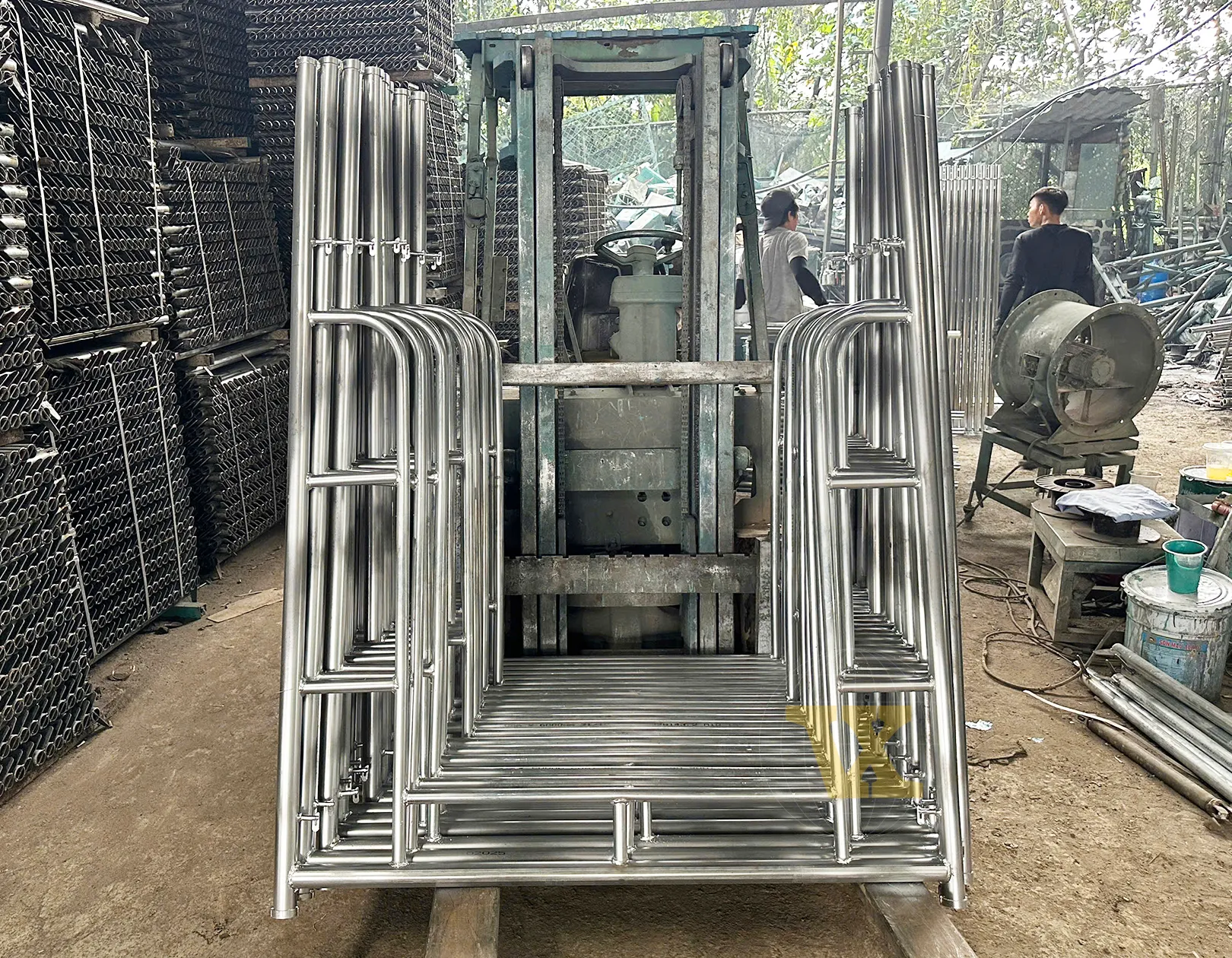 Sản Xuất Giàn Giáo - quận Bình Tân.